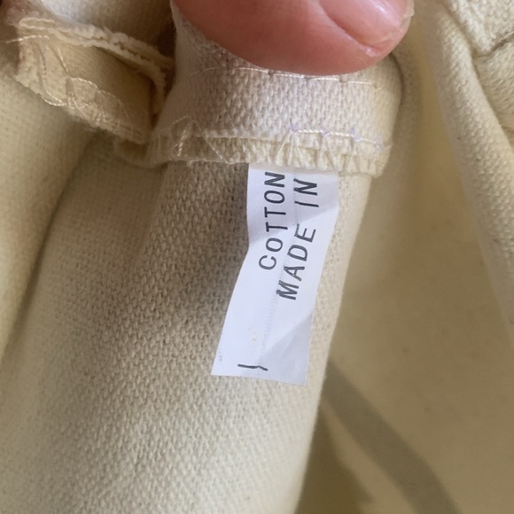 Vans White Tote Bag with Bold Logo.used in good condition. - Picture 4 of 7